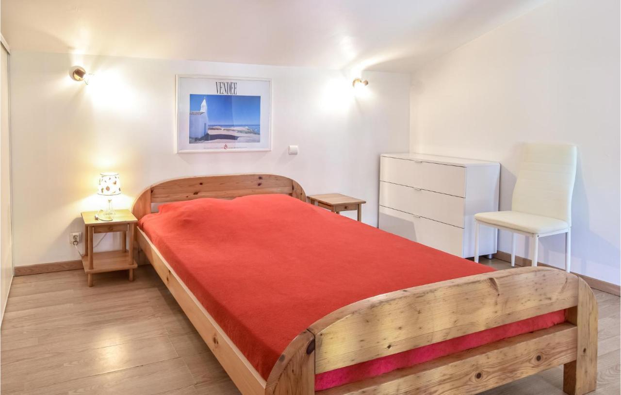 2 Bedroom Lovely Home In St Avaugourd Des Lande Saint-Avaugourd-des-Landes Екстериор снимка