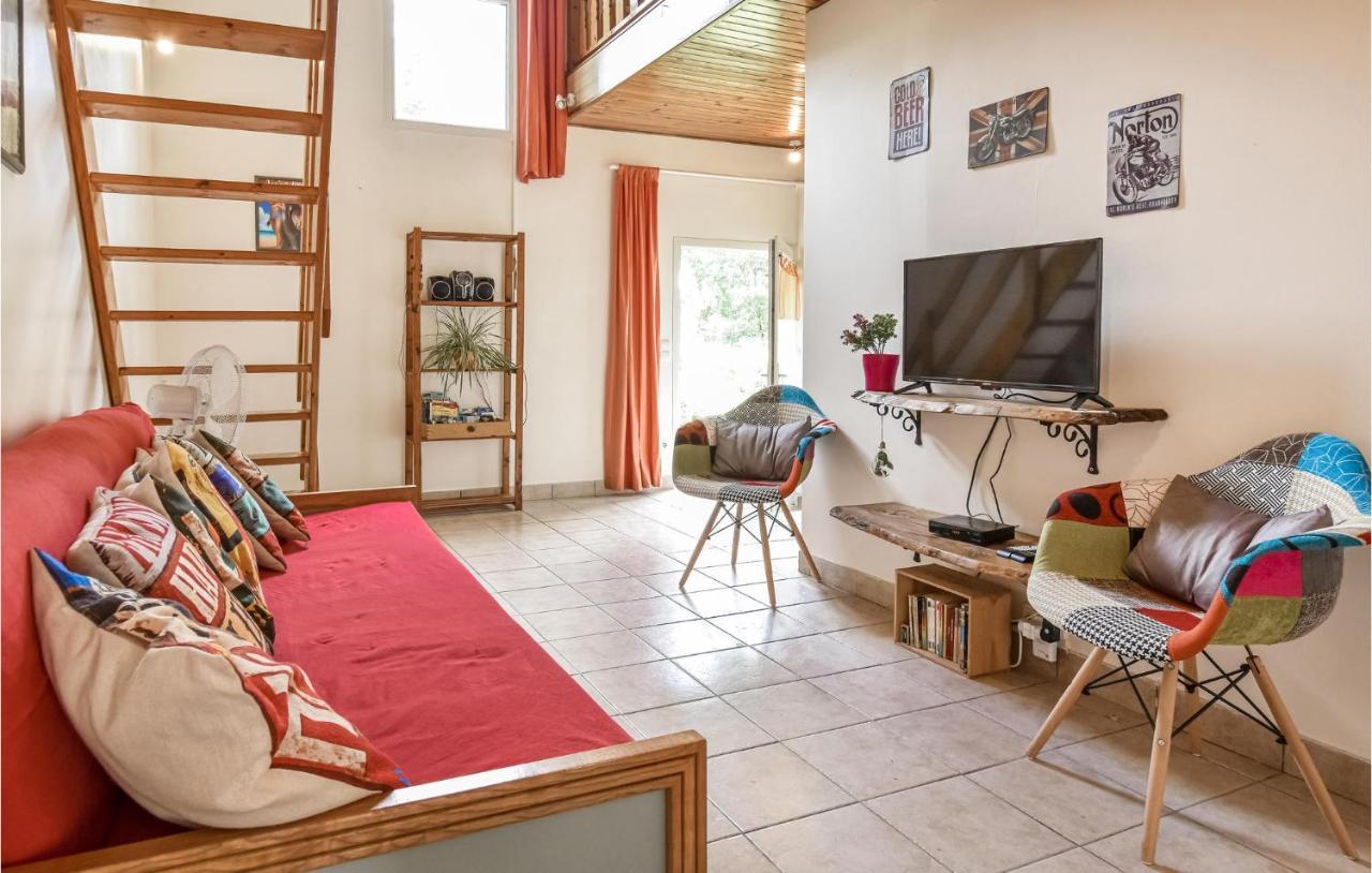 2 Bedroom Lovely Home In St Avaugourd Des Lande Saint-Avaugourd-des-Landes Екстериор снимка